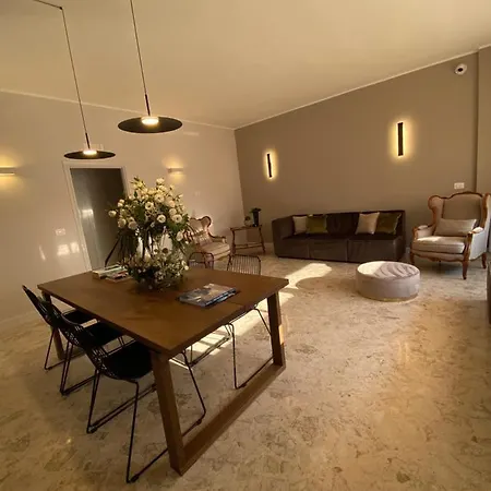 Casa Almika Sparano 4* בארי