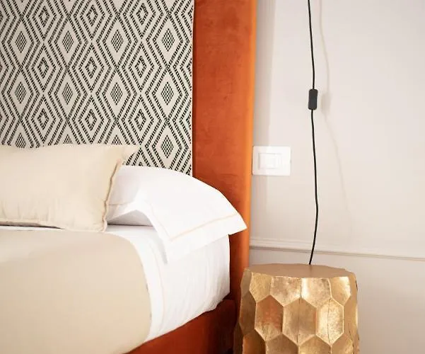 Casa Almika Sparano 4* باري